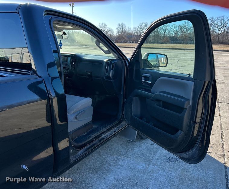 image for item ET6884 2014 GMC Sierra 1500 pickup truck