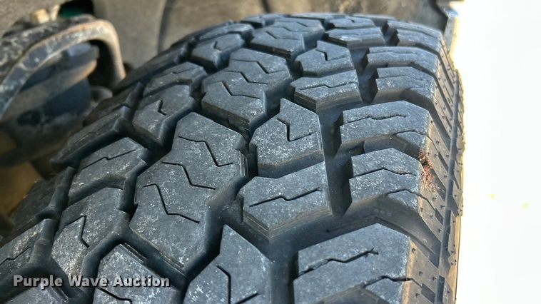 image for item ET6884 2014 GMC Sierra 1500 pickup truck