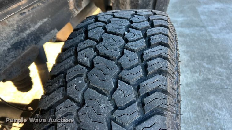 image for item ET6884 2014 GMC Sierra 1500 pickup truck