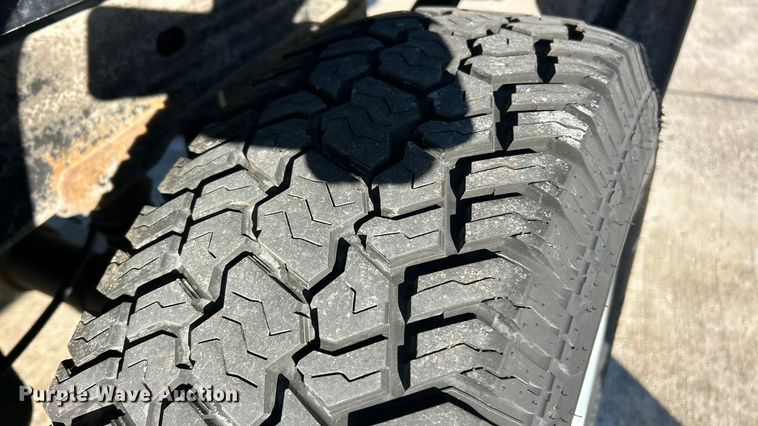 image for item ET6884 2014 GMC Sierra 1500 pickup truck