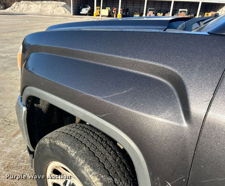 image for item ET6885 2016 GMC Sierra 2500HD Ext. Cab pickup truck