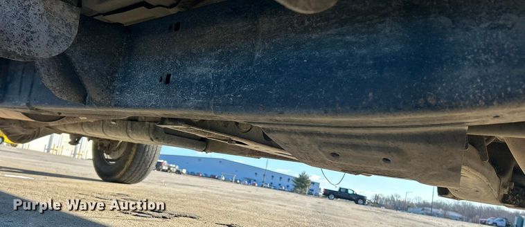 image for item ET6885 2016 GMC Sierra 2500HD Ext. Cab pickup truck