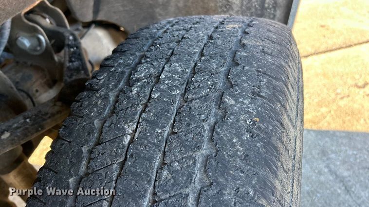 image for item ET6885 2016 GMC Sierra 2500HD Ext. Cab pickup truck