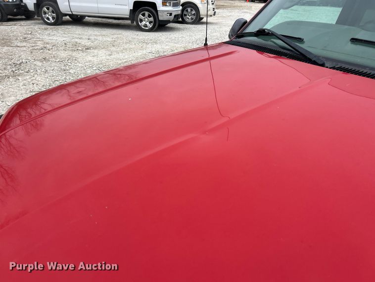 image for item ET6908 2000 Chevrolet Tahoe SUV