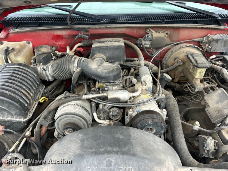 image for item ET6908 2000 Chevrolet Tahoe SUV