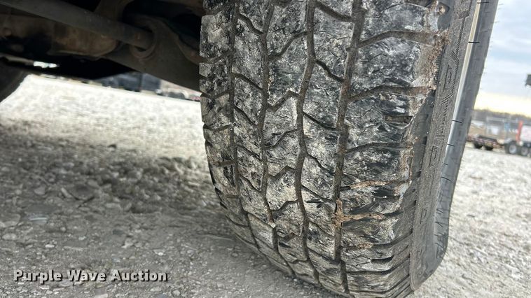 image for item ET6908 2000 Chevrolet Tahoe SUV