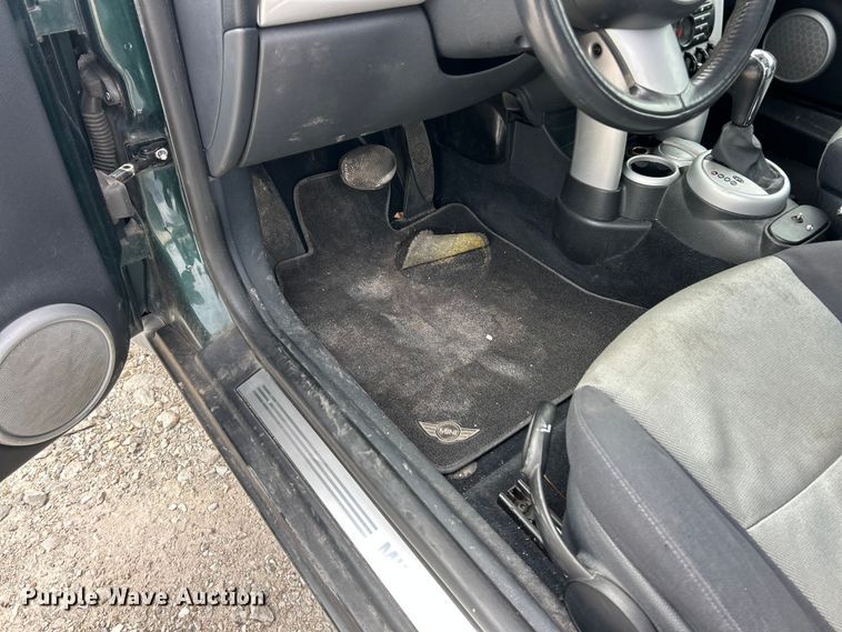 image for item ET6909 2005 Mini Cooper 