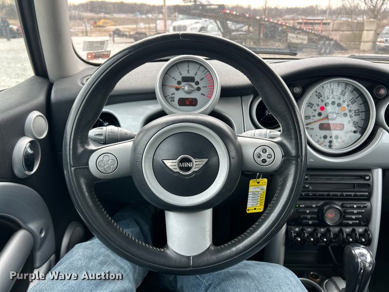 image for item ET6909 2005 Mini Cooper 