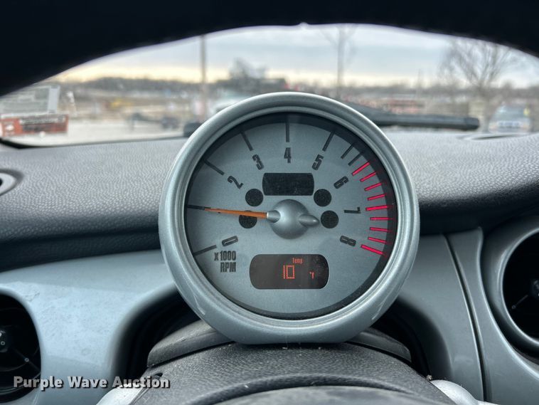 image for item ET6909 2005 Mini Cooper 