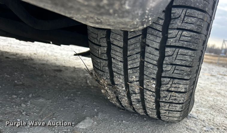 image for item ET6911 2014 Chrysler Town And Country van