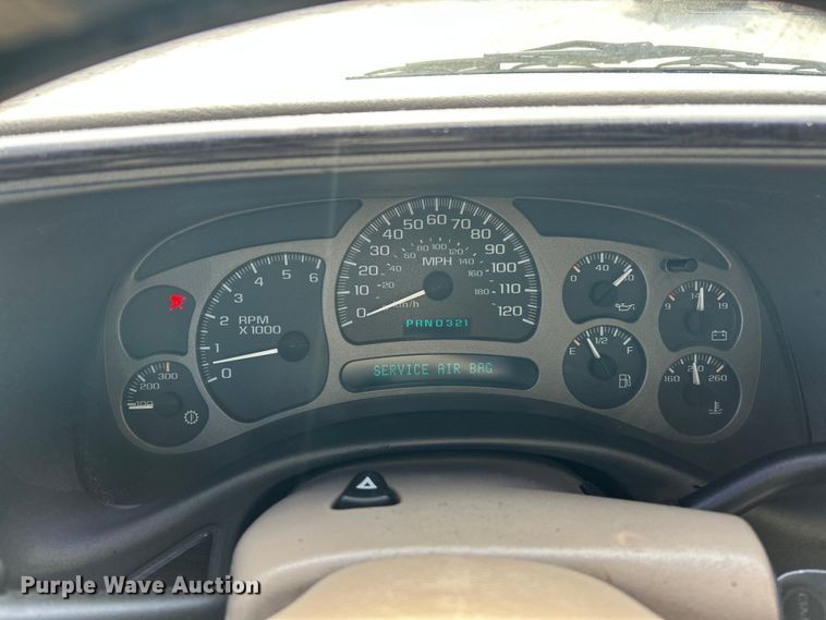 image for item ET6912 2003 GMC Yukon SUV