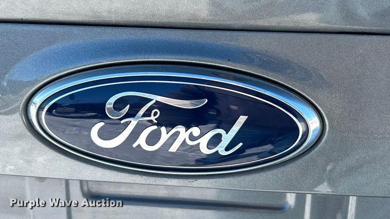 image for item ET6913 2013 Ford Escape SE SUV