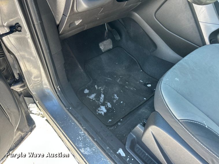 image for item ET6913 2013 Ford Escape SE SUV