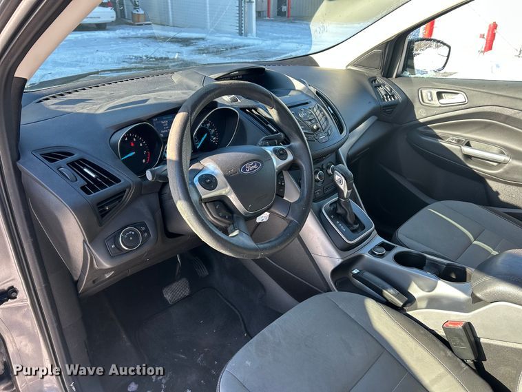 image for item ET6913 2013 Ford Escape SE SUV