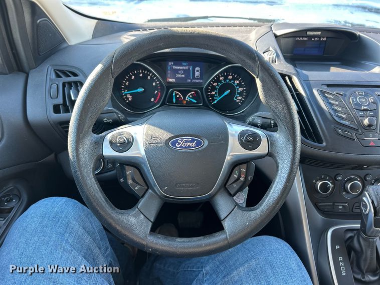 image for item ET6913 2013 Ford Escape SE SUV