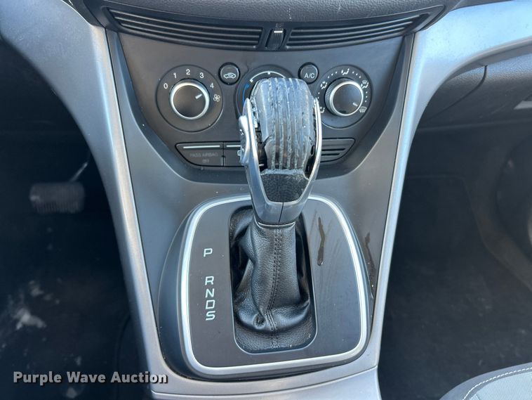 image for item ET6913 2013 Ford Escape SE SUV