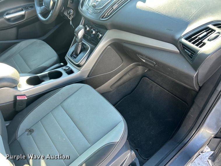 image for item ET6913 2013 Ford Escape SE SUV