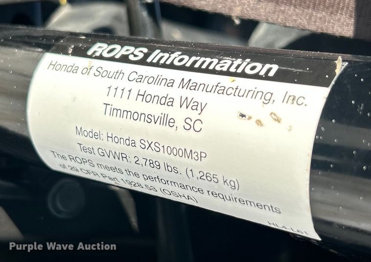 image for item ET6934 2016 Honda Pioneer 1000 utility vehicle