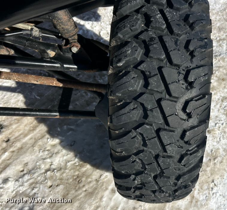 image for item ET6934 2016 Honda Pioneer 1000 utility vehicle