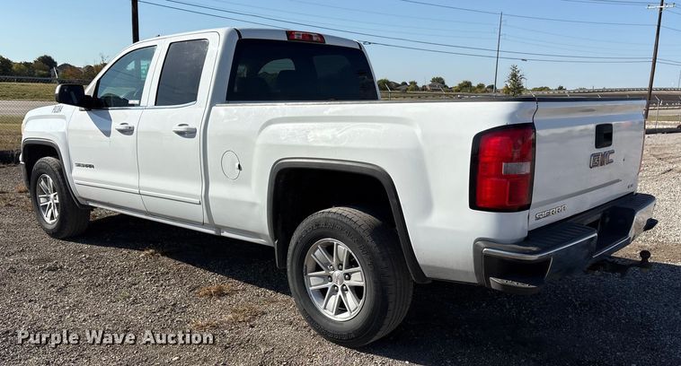 image for item ET7257 2015 GMC Sierra 1500 Ext. Cab pickup truck