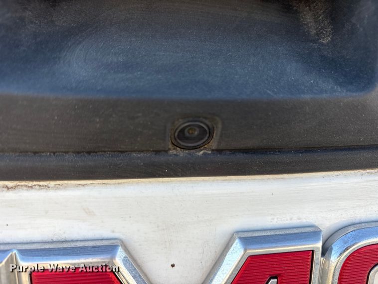 image for item ET7257 2015 GMC Sierra 1500 Ext. Cab pickup truck