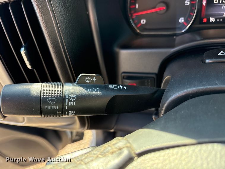 image for item ET7257 2015 GMC Sierra 1500 Ext. Cab pickup truck