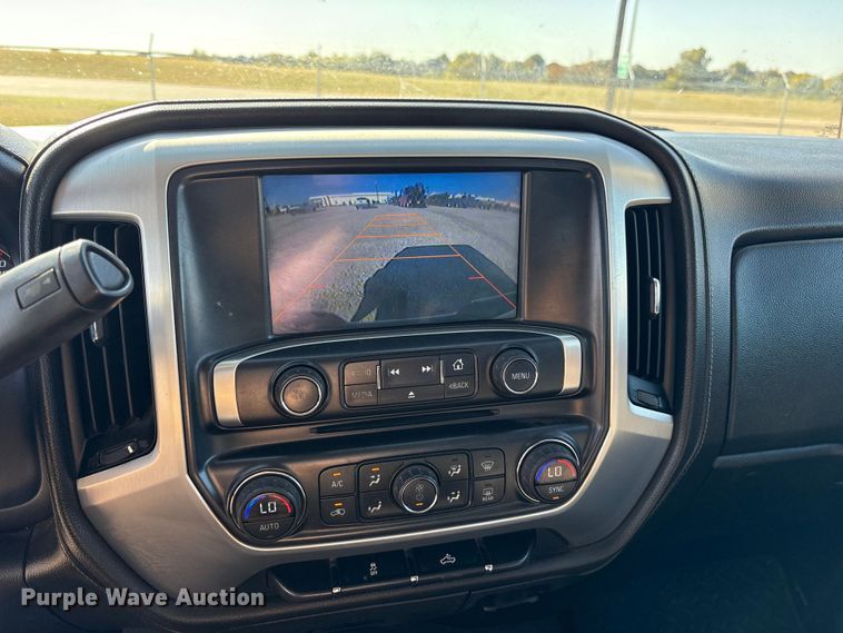 image for item ET7257 2015 GMC Sierra 1500 Ext. Cab pickup truck