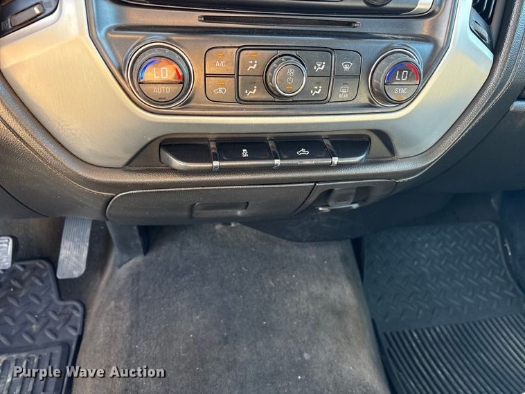 image for item ET7257 2015 GMC Sierra 1500 Ext. Cab pickup truck