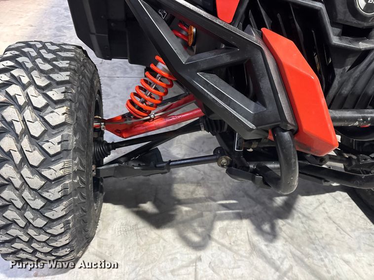 image for item ET7497 2016 Can-Am Maverick Max 1000R EPS utility vehicle