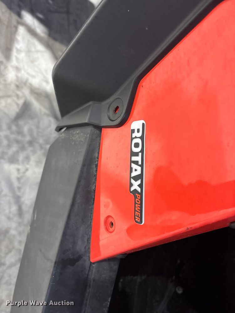 image for item ET7497 2016 Can-Am Maverick Max 1000R EPS utility vehicle