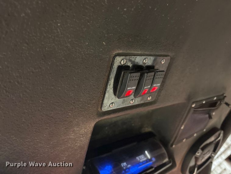 image for item ET7497 2016 Can-Am Maverick Max 1000R EPS utility vehicle