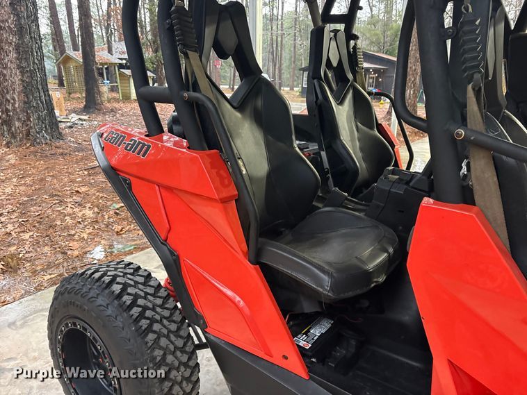 image for item ET7497 2016 Can-Am Maverick Max 1000R EPS utility vehicle