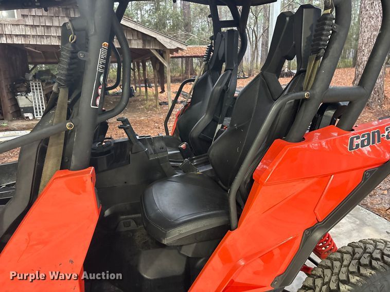 image for item ET7497 2016 Can-Am Maverick Max 1000R EPS utility vehicle