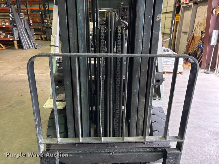 image for item ET7499 2016 UniCarriers PF50 forklift