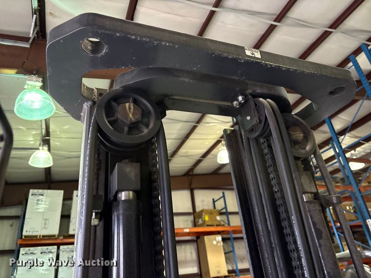 image for item ET7499 2016 UniCarriers PF50 forklift