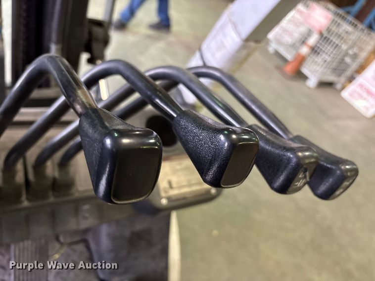 image for item ET7499 2016 UniCarriers PF50 forklift