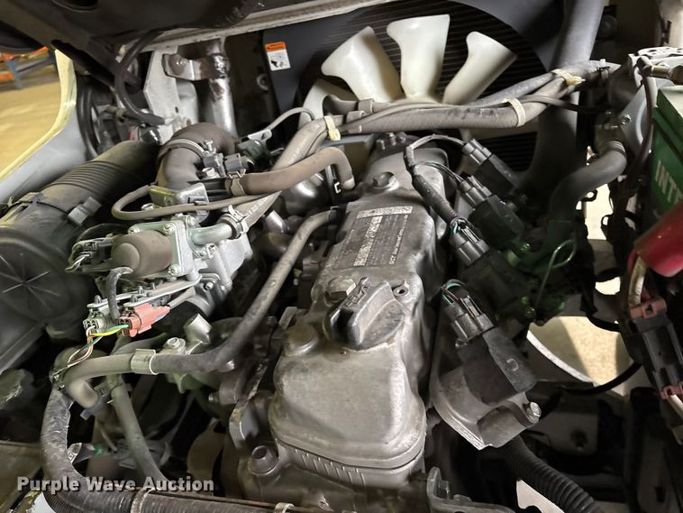 image for item ET7499 2016 UniCarriers PF50 forklift