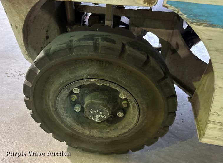 image for item ET7499 2016 UniCarriers PF50 forklift