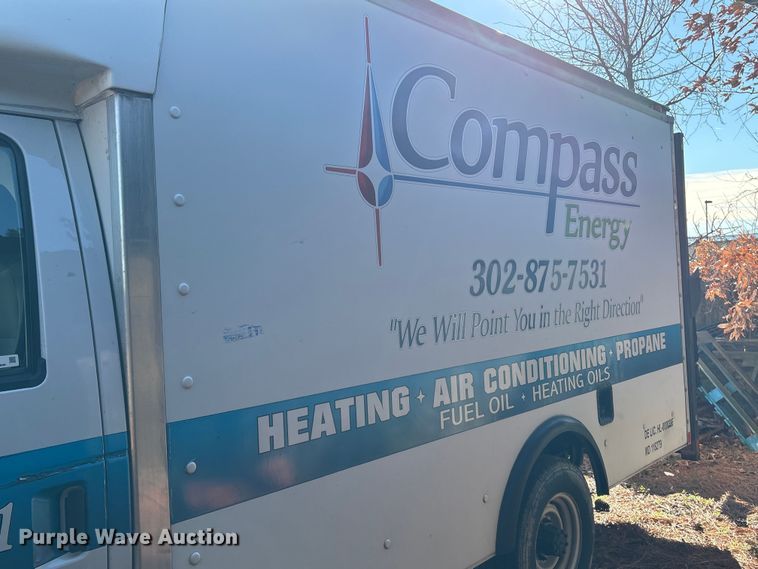 image for item ET8635 2013 Ford E350 box truck