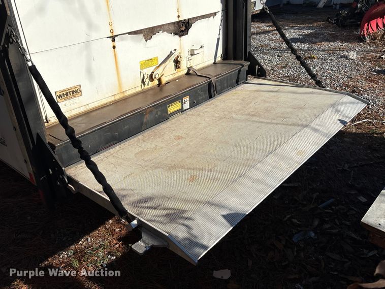 image for item ET8635 2013 Ford E350 box truck