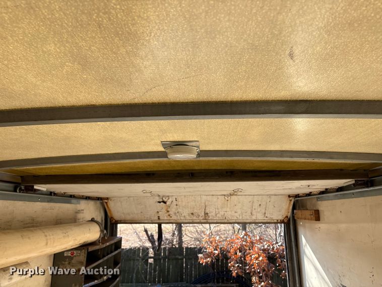 image for item ET8635 2013 Ford E350 box truck