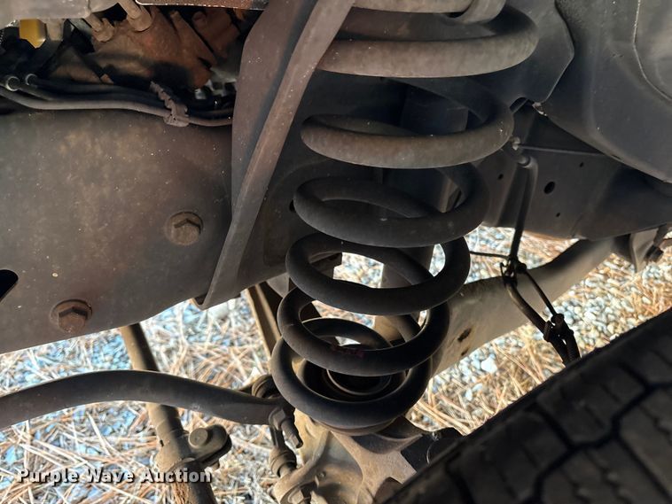 image for item ET8635 2013 Ford E350 box truck