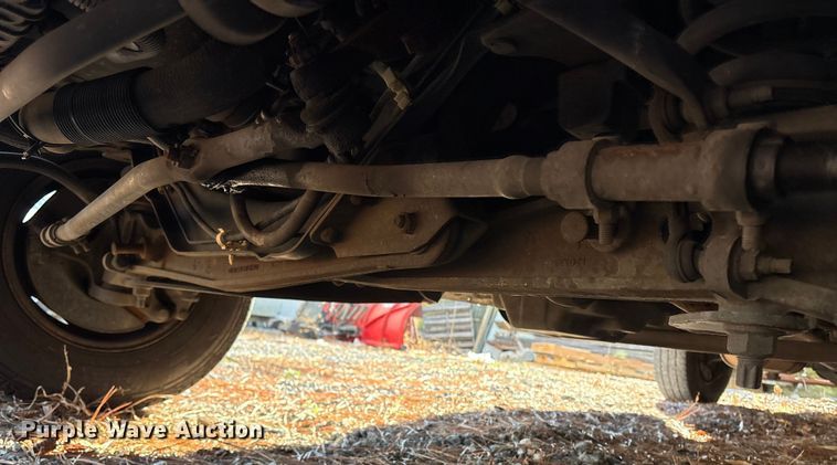 image for item ET8635 2013 Ford E350 box truck