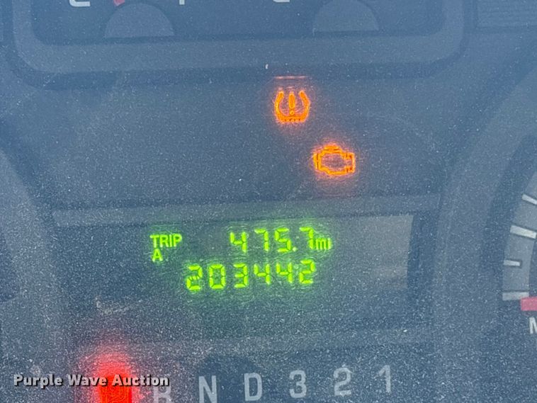 image for item ET8635 2013 Ford E350 box truck