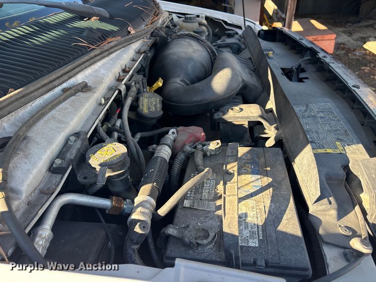 image for item ET8635 2013 Ford E350 box truck