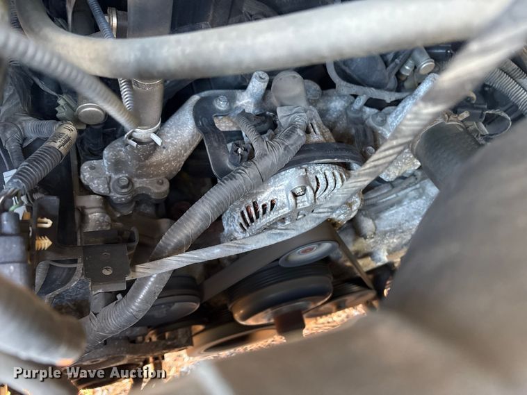 image for item ET8635 2013 Ford E350 box truck