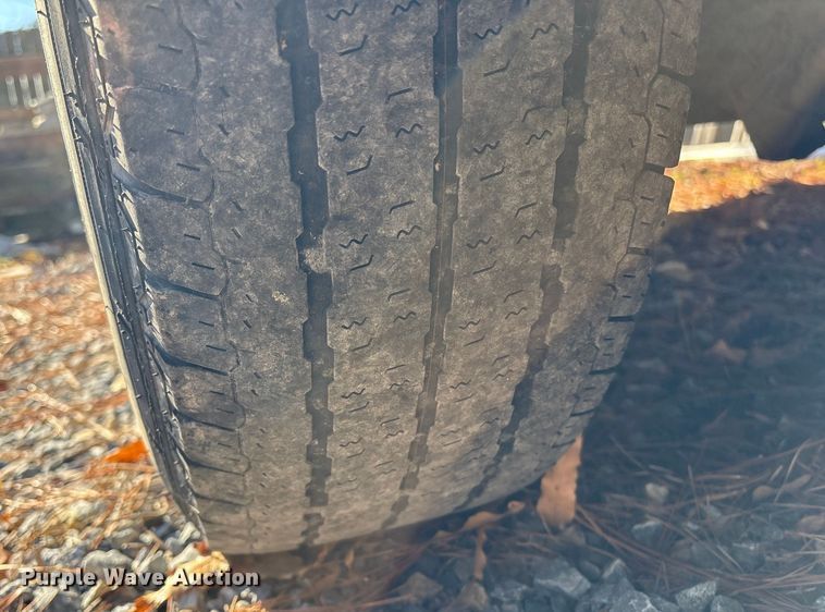 image for item ET8635 2013 Ford E350 box truck