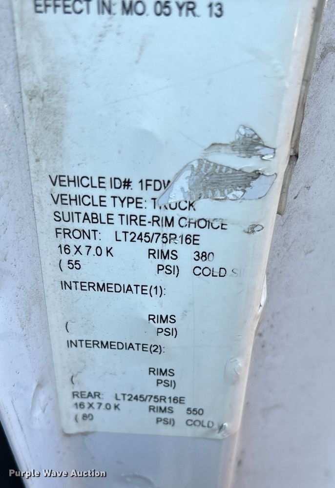 image for item ET8635 2013 Ford E350 box truck