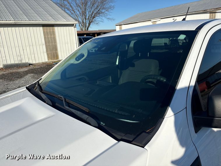 image for item ET8639 2022 Ford Ranger Ext. Cab pickup truck