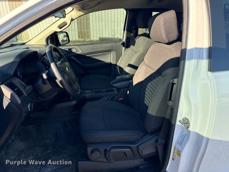 image for item ET8639 2022 Ford Ranger Ext. Cab pickup truck